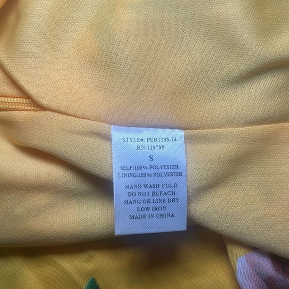 Floral Short Set - Picture 8 of 9